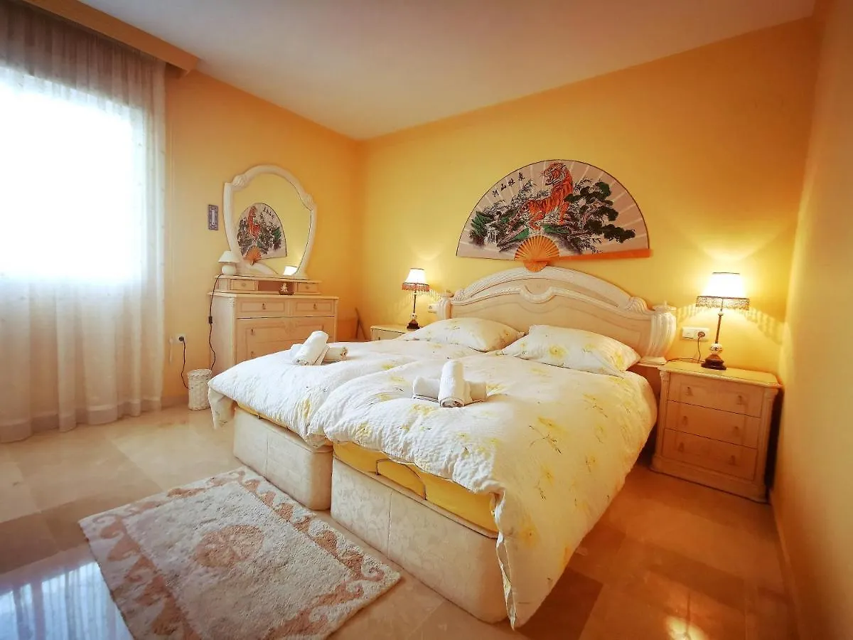 Banana Beach Marbella 0*,  Hiszpania