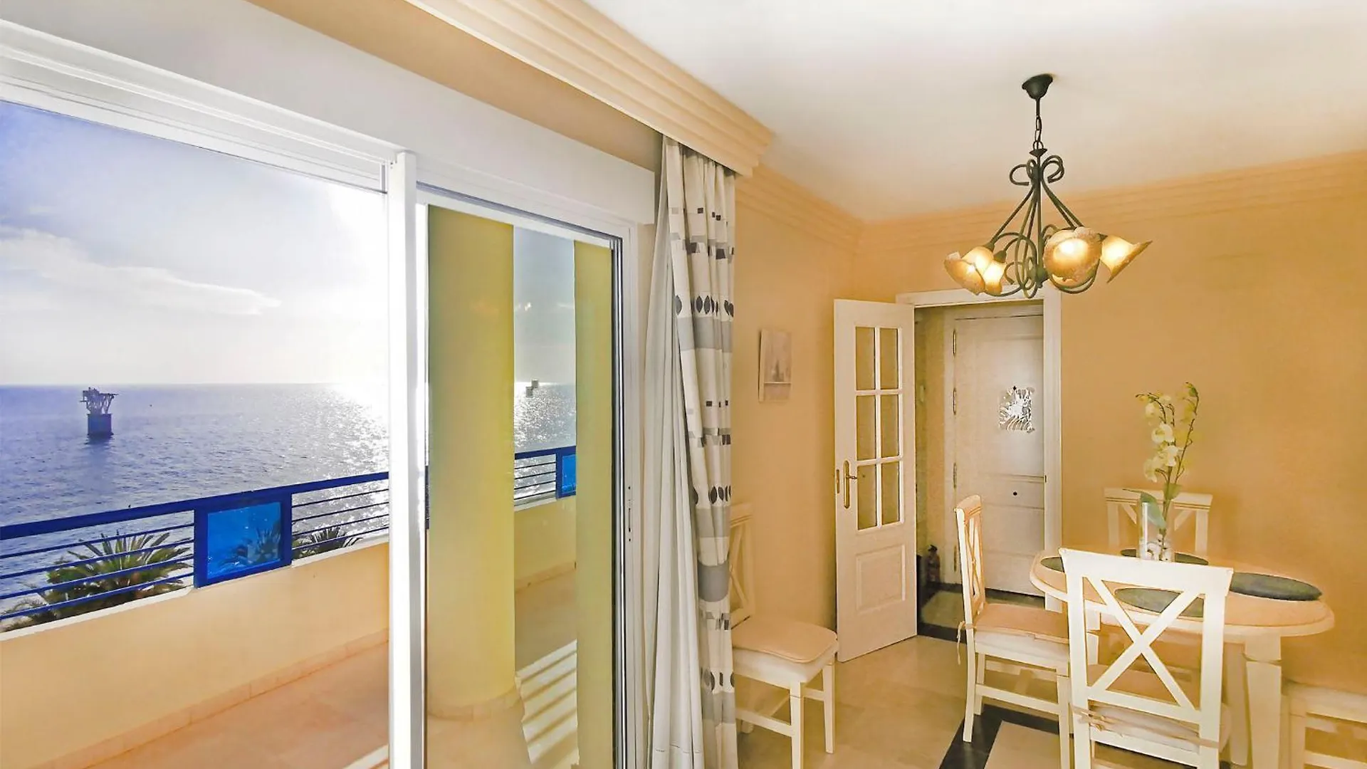 Banana Beach Marbella